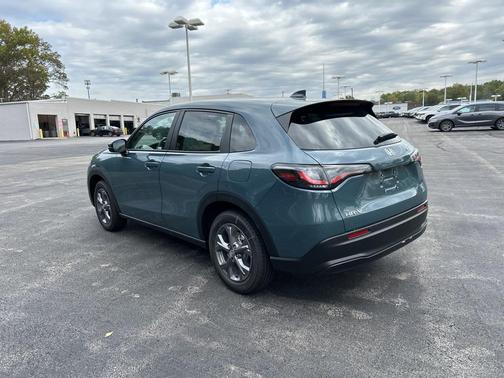 2026 Honda HR-V LX