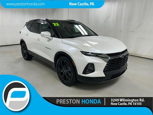 Iridescent Pearl Tricoat 2022 Chevrolet Blazer RS