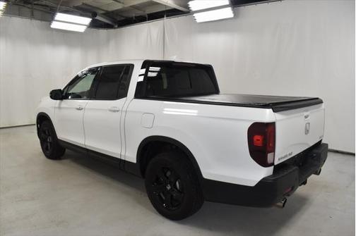 2022 Honda Ridgeline Black