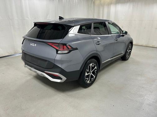 Everlasting Silver 2023 Kia Sportage EX