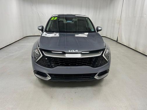Everlasting Silver 2023 Kia Sportage EX
