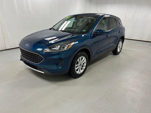 Dark Persian Green Metallic 2020 Ford Escape SE