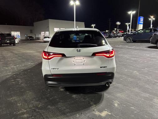 2026 Honda HR-V AWD Sport