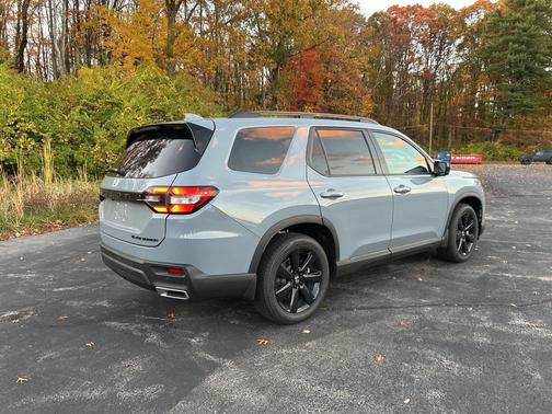 2025 Honda Pilot Black Edition