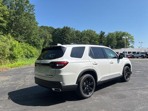 2025 Honda Pilot Black Edition