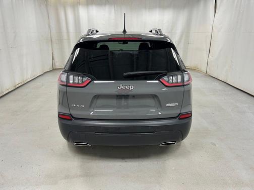 Sting-Gray Clearcoat 2021 Jeep Cherokee Latitude Lux