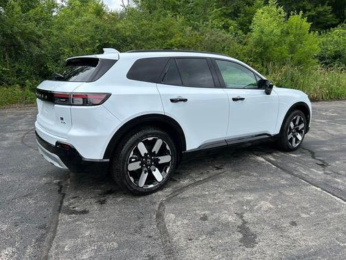 Frostline White Pearl 2026 Honda Prologue Elite