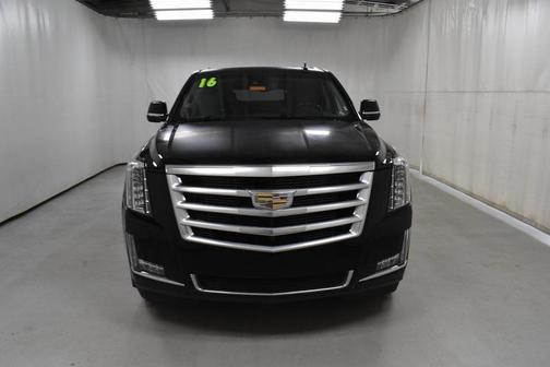 2016 Cadillac Escalade ESV Luxury
