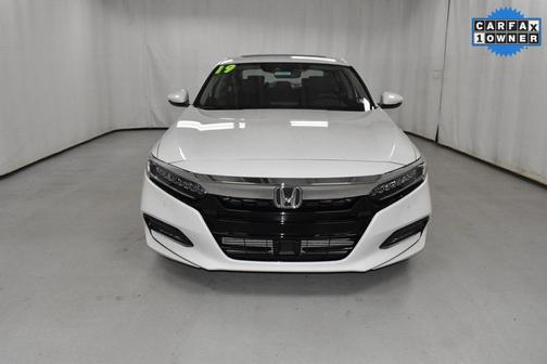 2019 Honda Accord Touring 2.0T