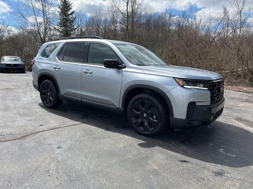 Solar Silver Metallic 2026 Honda Pilot Black Edition