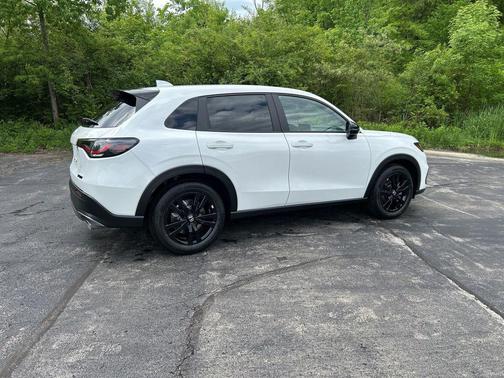 Platinum 2026 Honda HR-V AWD Sport