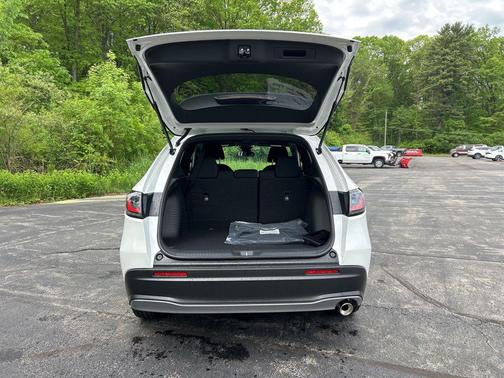 Platinum 2026 Honda HR-V AWD Sport