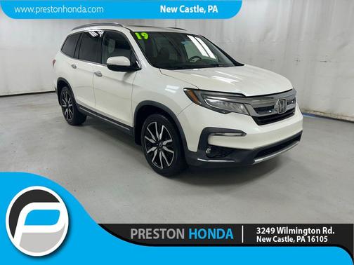 White Diamond Pearl 2019 Honda Pilot Touring 8-Passenger
