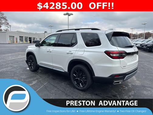 2025 Honda Pilot Touring 8-Passenger