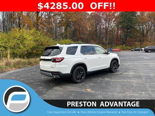 2025 Honda Pilot Touring 8-Passenger