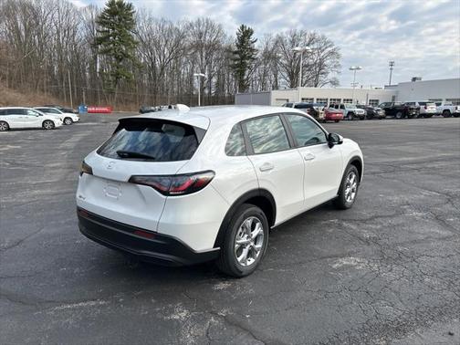 2025 Honda HR-V LX