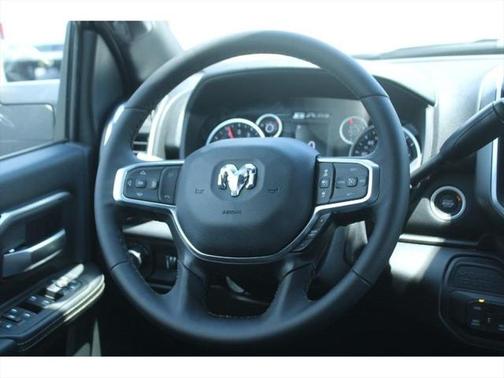 2025 RAM 2500 Big Horn Crew Cab 4x4 6'4' Box