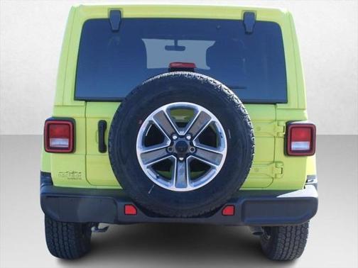2023 Jeep Wrangler 4-Door Sahara