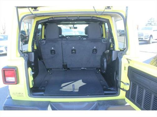 2023 Jeep Wrangler 4-Door Sahara