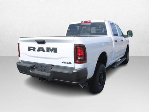 2025 RAM 2500 Tradesman Crew Cab 4x4 6'4' Box
