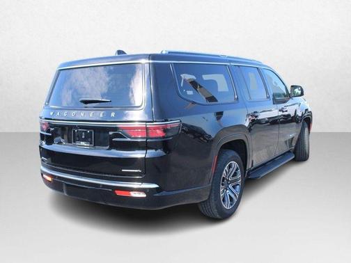 2023 Jeep Wagoneer L Series II 4x4