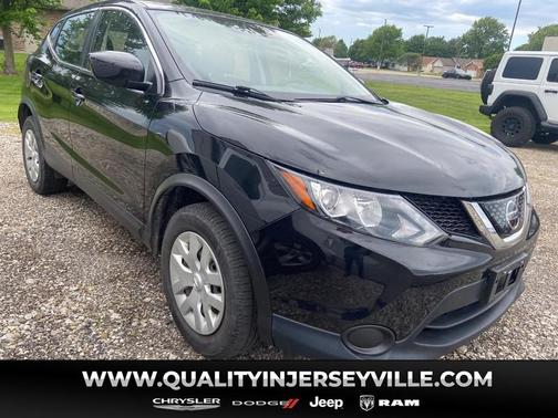 Magnetic Black 2018 Nissan Rogue Sport S