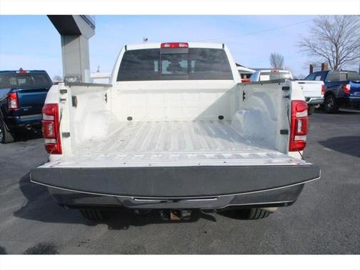 2022 RAM 2500 Laramie Crew Cab 4x4 6'4' Box