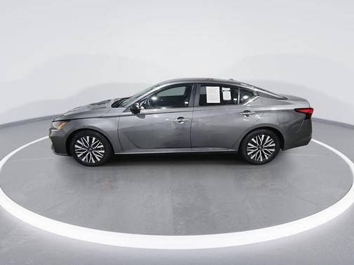 Gun Metallic 2024 Nissan Altima 2.5 SV