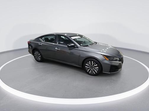 Gun Metallic 2024 Nissan Altima 2.5 SV