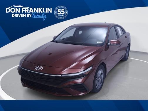 Red 2024 Hyundai ELANTRA SEL