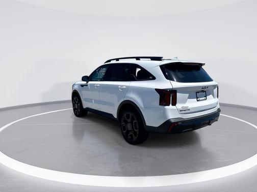 Glacial White Pearl 2026 Kia Sorento X-Line EX