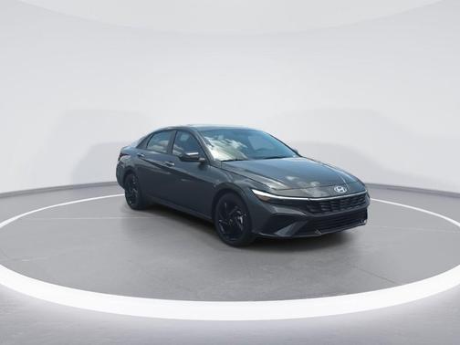 Amazon Gray 2026 Hyundai ELANTRA SEL Sport