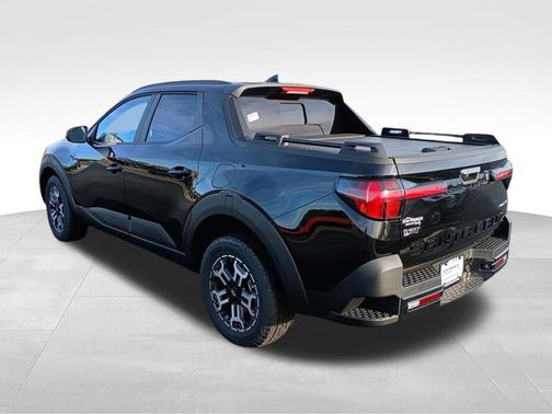 Phantom Black 2026 Hyundai SANTA CRUZ XRT