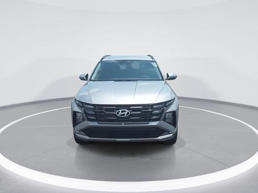 Shimmering Silver 2026 Hyundai TUCSON SEL