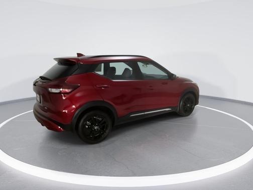 Scarlet Ember 2024 Nissan Kicks SR