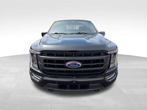 Black Metallic 2022 Ford F-150 Lariat