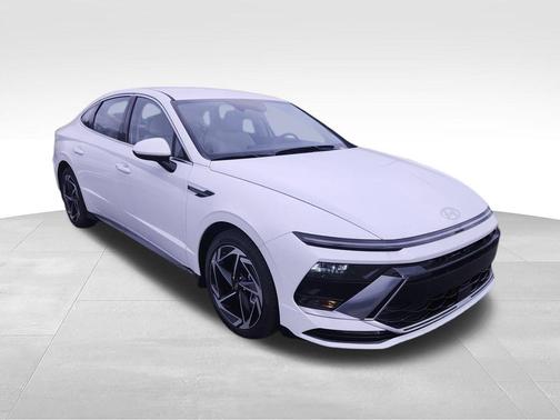 White 2026 Hyundai SONATA SEL Sport