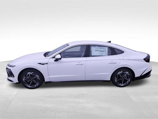 White 2026 Hyundai SONATA SEL Sport