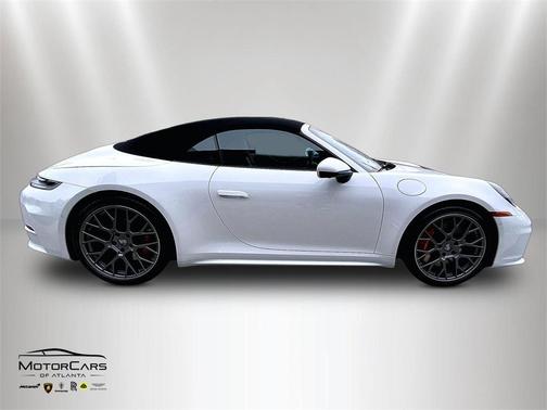 2026 Porsche 911 Carrera 4S Cabriolet