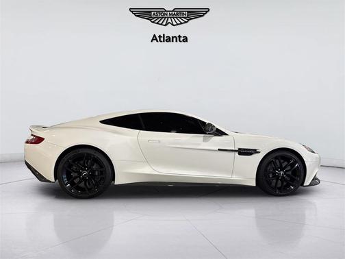 2016 Aston Martin Vanquish V12