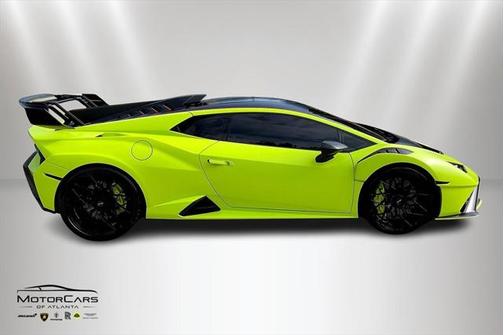 2022 Lamborghini Huracan STO Coupe