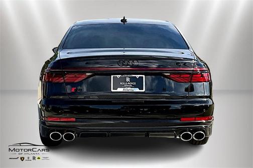 2025 Audi S8 4.0T