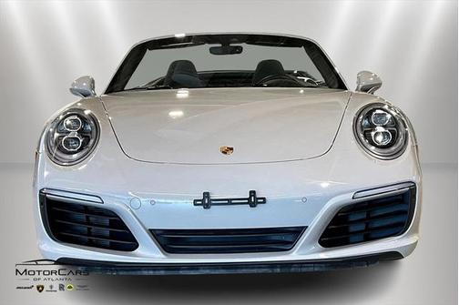 2019 Porsche 911 Carrera