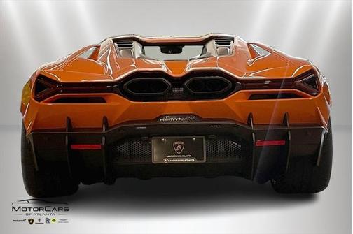 2024 Lamborghini Revuelto
