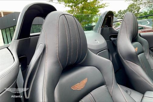 2023 Aston Martin Vantage Roadster