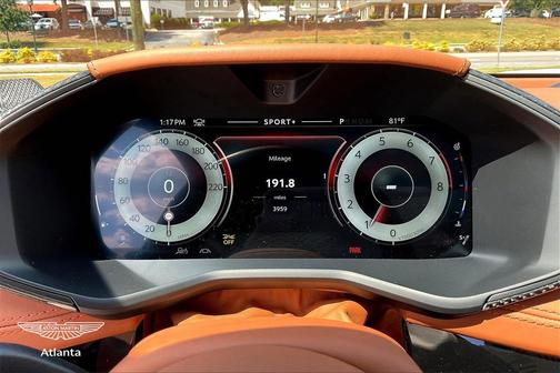 2025 Aston Martin DBX 707
