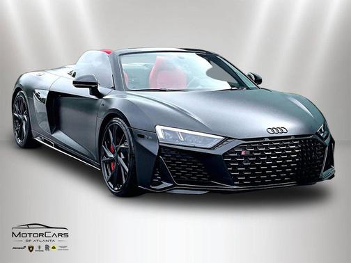 Mythos Black Metallic/Black Roof 2023 Audi R8 V10 performance RWD S tronic