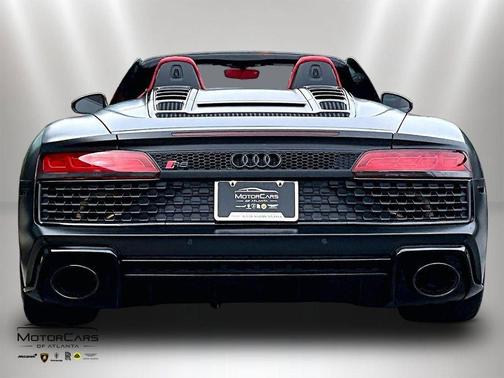 Mythos Black Metallic/Black Roof 2023 Audi R8 V10 performance RWD S tronic