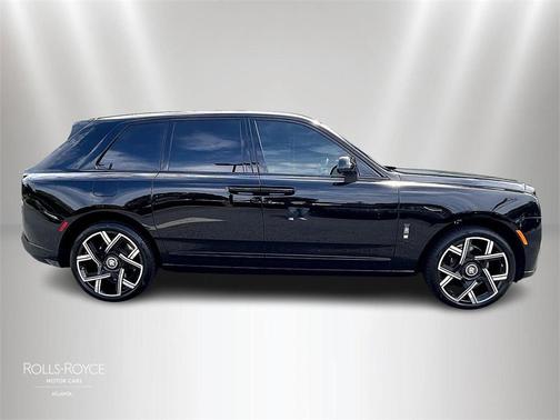 2025 Rolls-Royce Cullinan Black Badge