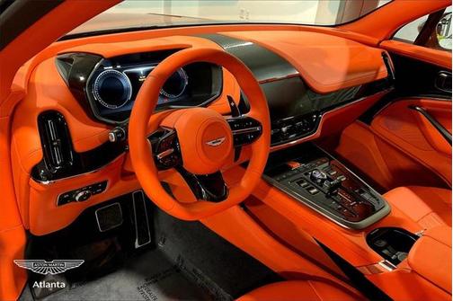 2025 Aston Martin DBX 707